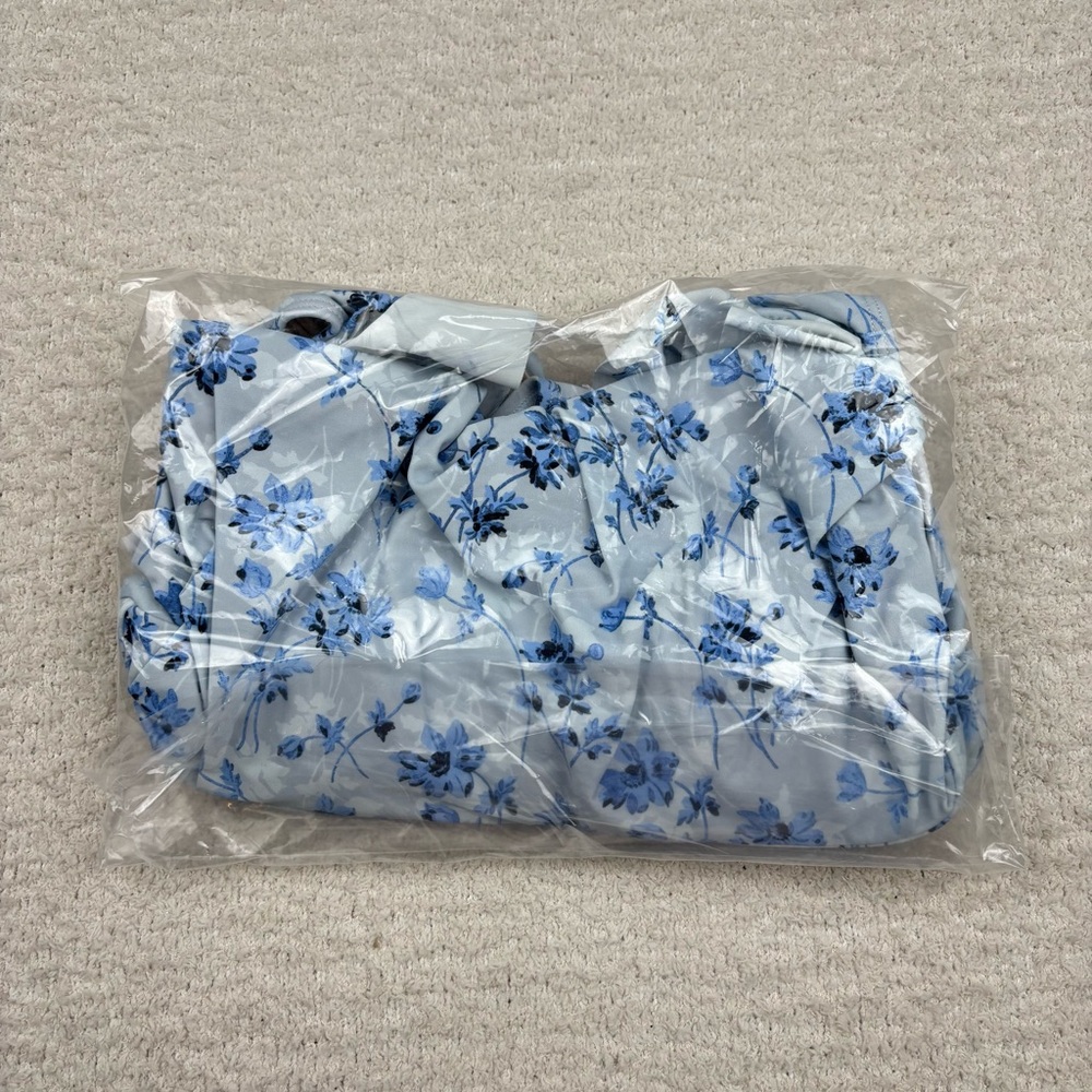 A Pea In The Pod Swimsuit Womens L Blue Floral Maternity Ruffle One Piece Boho - Picture 7 of 7